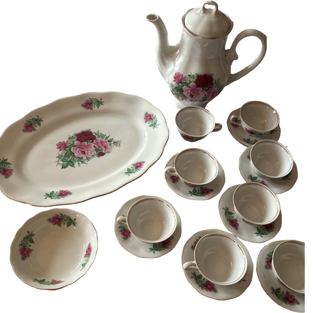 20 Piece Vintage China Made in Poland by Jarolina